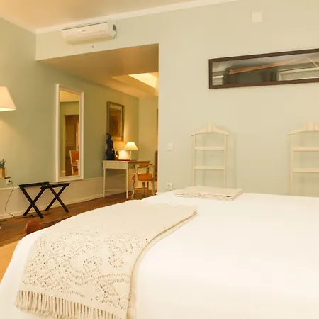 Alecrim Ao Chiado 게스트하우스 4*