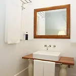 Alecrim Ao Chiado Guest house 4*