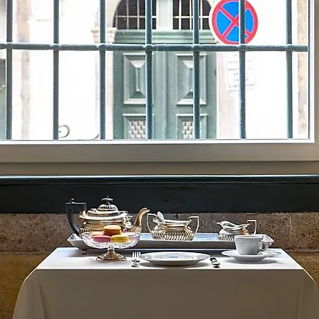 Konukevi Alecrim Ao Chiado 4*
