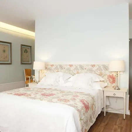 Pensjonat Alecrim Ao Chiado 4*