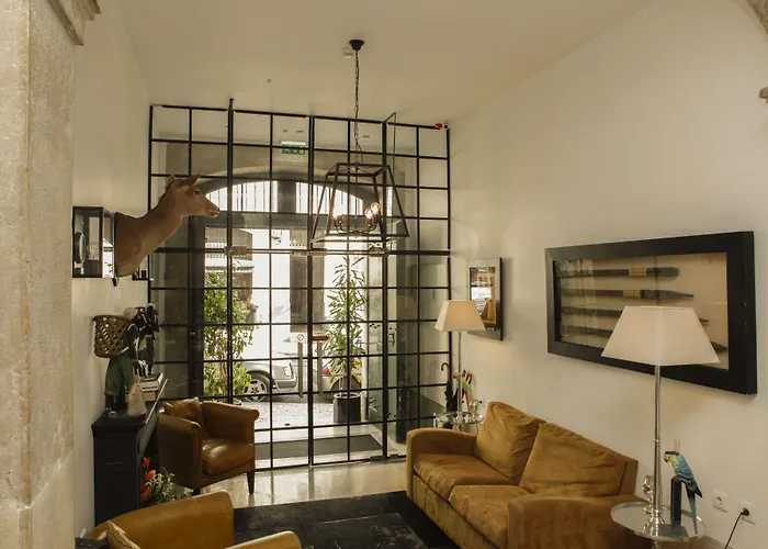 Guest house Alecrim Ao Chiado