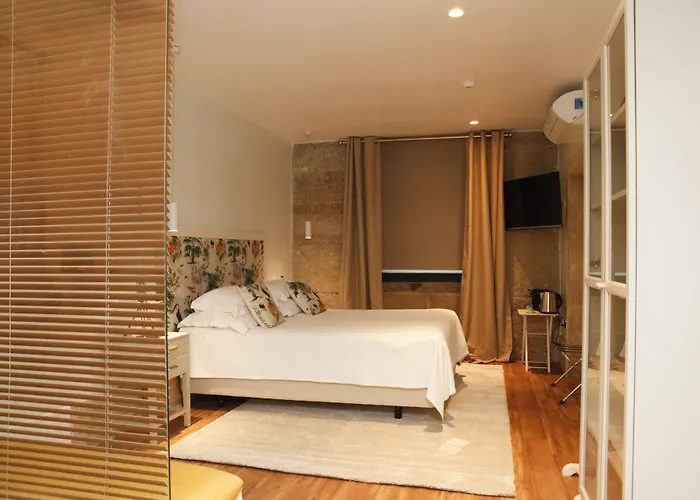 Guest house Alecrim Ao Chiado
