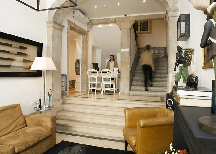 Guest house Alecrim Ao Chiado 4*