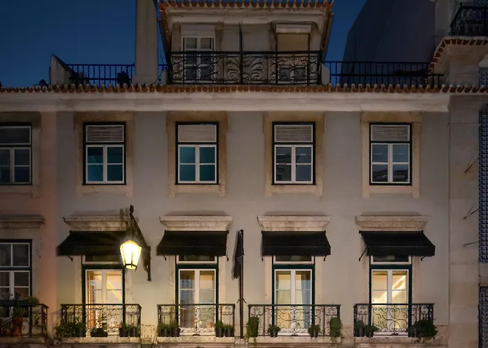 Alecrim Ao Chiado Guest house 4*